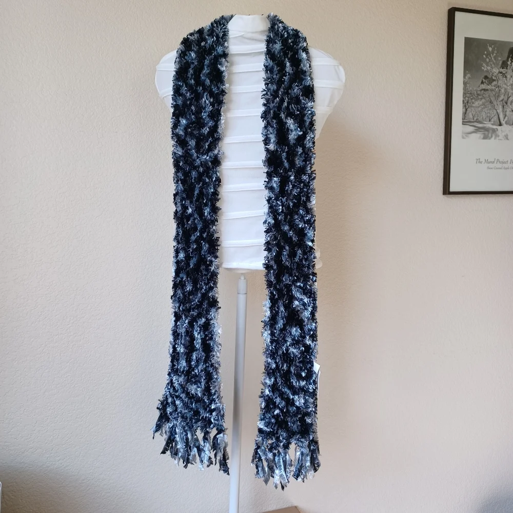 3/$25 SALE Croft & Barrow Long Chenille Scarf Fringe Black White Silver, 75